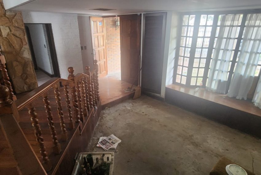 WhatsApp Image 2025-11-19 at 13.04.01