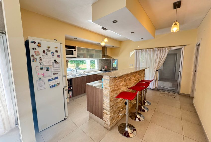 WhatsApp Image 2025-12-02 at 11.18.29